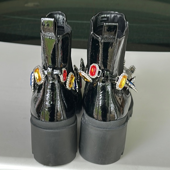 Betsy Johnson Gem-Embellished boots👢 - Picture 4 of 5
